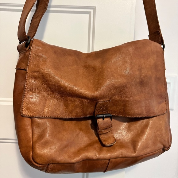 The Trend Leather Computer Bag - Picture 2 of 7